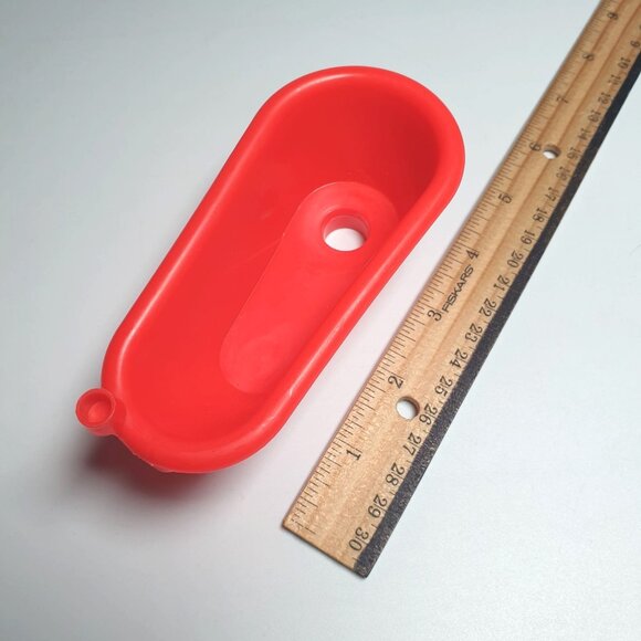 Hasbro Mouse Trap Bath Tub Replacement Part Board Game 2021 Version Red Piece - Picture 3 of 6